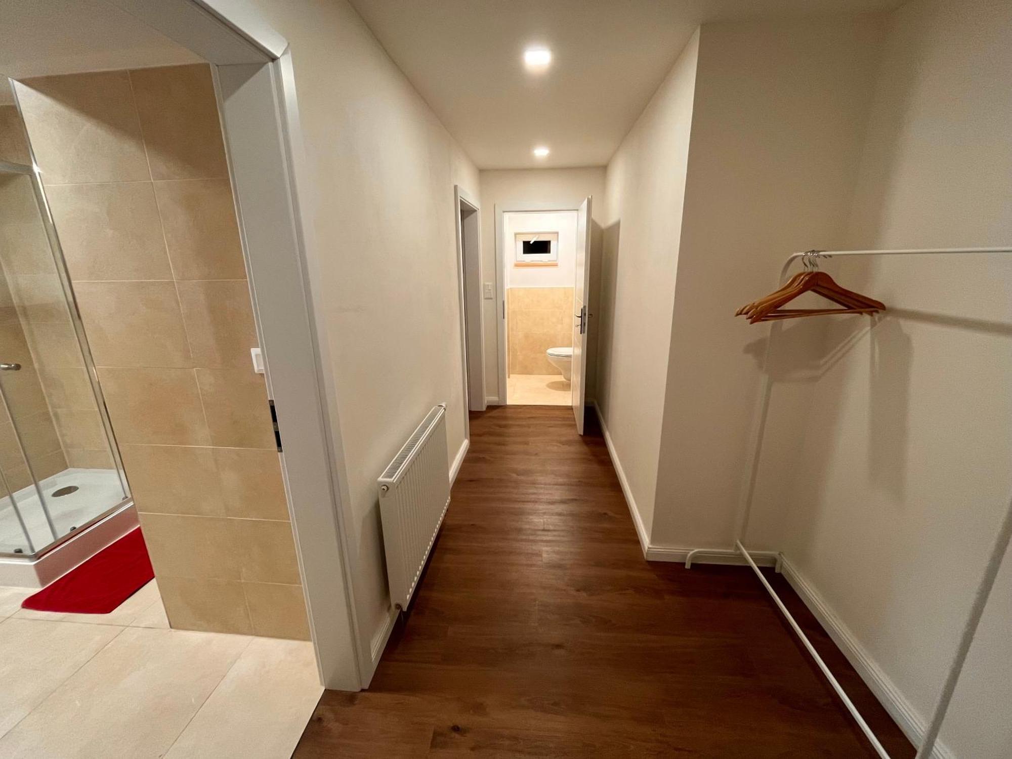 Riverbridge Apartments Прага Экстерьер фото