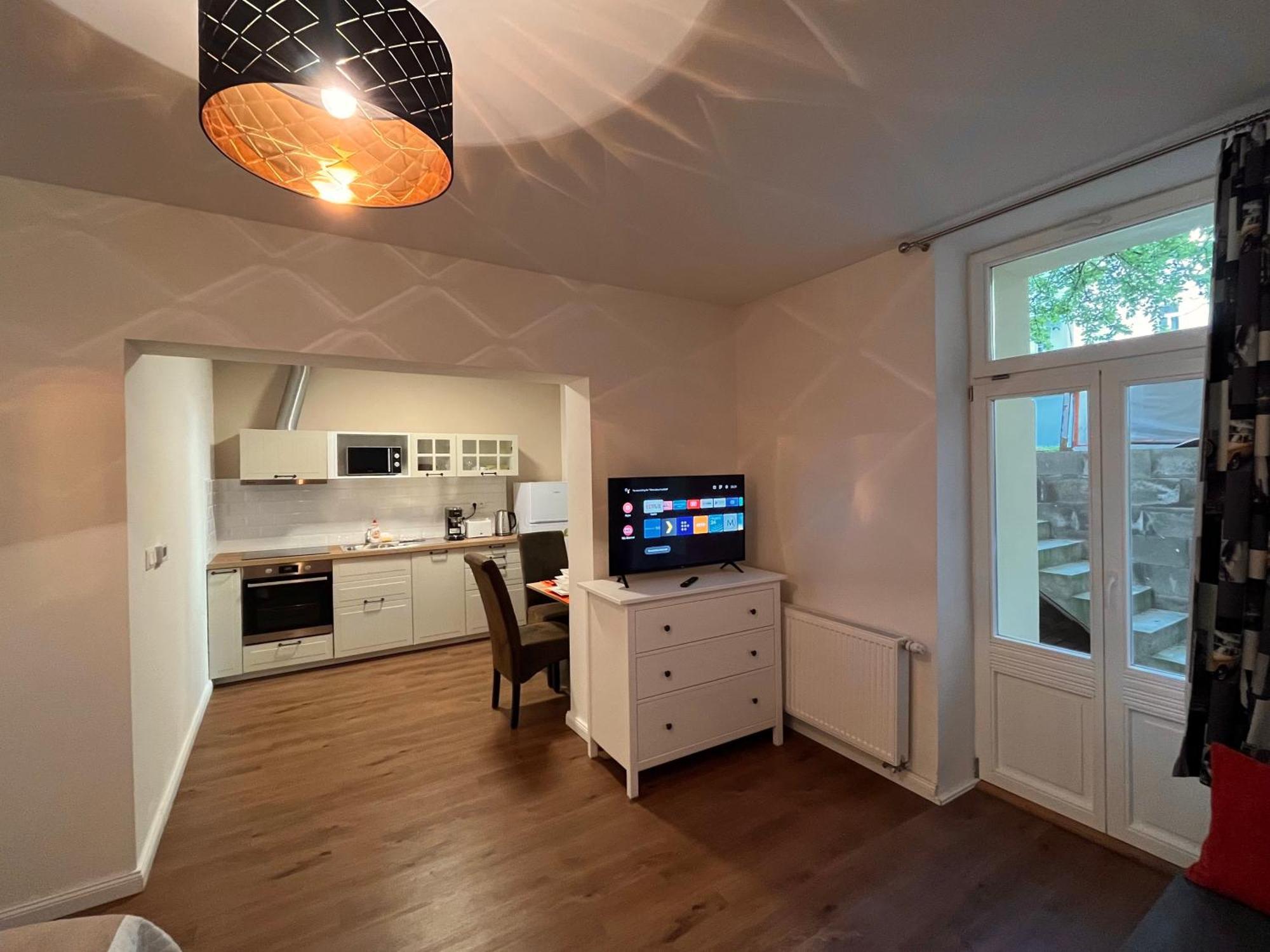 Riverbridge Apartments Прага Экстерьер фото